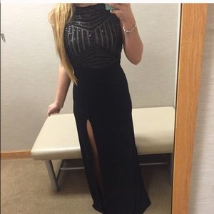 PROM DRESS