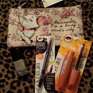 Covergirl makeup lot