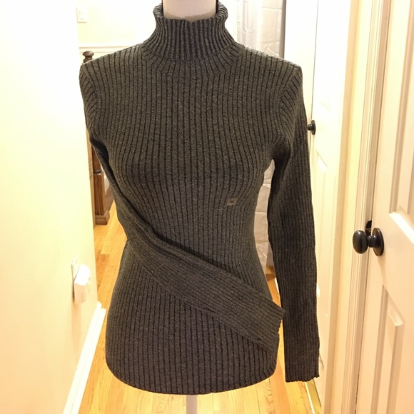 Express Sweaters - Gray ribbed turtleneck sweater. Express Sweaters - Gray ribbed turtleneck sweater.