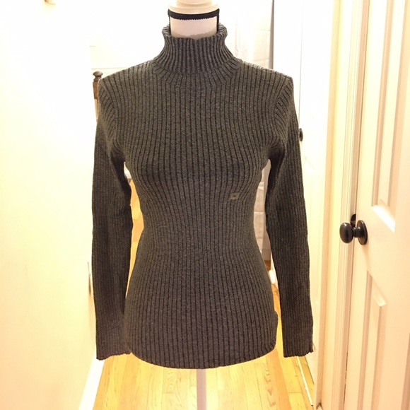 Express Sweaters - Gray ribbed turtleneck sweater. Express Sweaters - Gray ribbed turtleneck sweater.