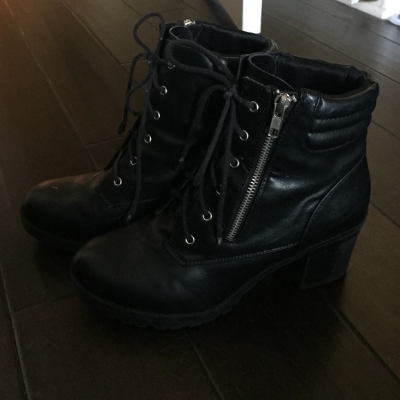 Steve Madden Shoes - Steve Madden boots