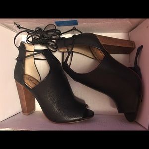 Black booties size 6