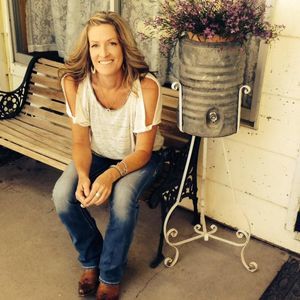 Meet your Posher, April