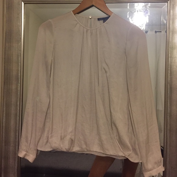 VINCE Grey silk top