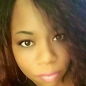 Meet your Posher, Queisha