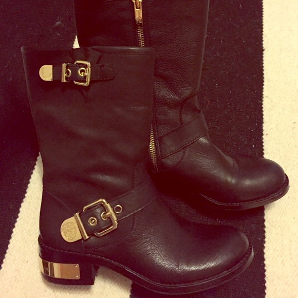 Vince Camuto Winchell Boots SZ 6