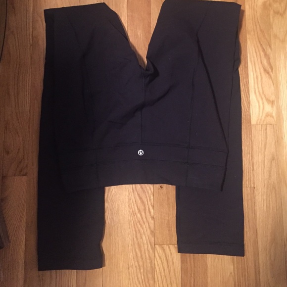 Lululemon wunder under straight leg pant!