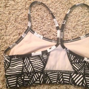 Lululemon Athletica Flow Y Sport Bra