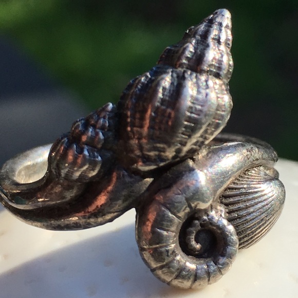 Jewelry - Sterling Beach 🌊 lover ❤️ seashell ring