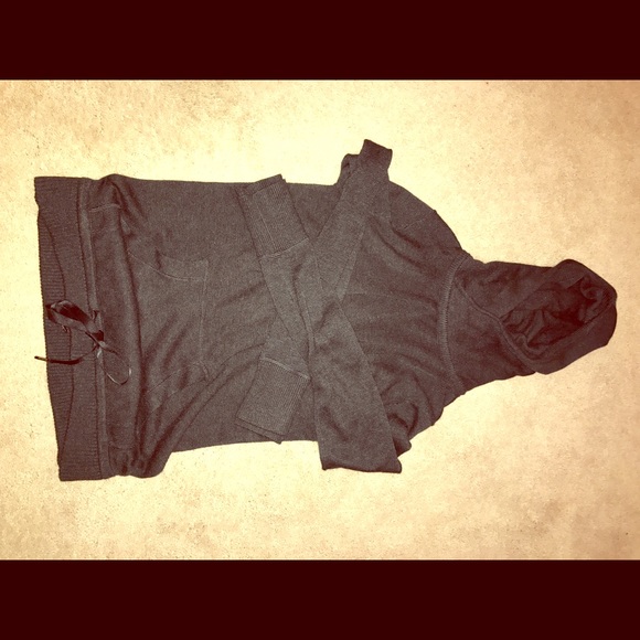 Lululemon knot sweater