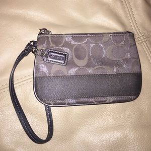 coach wristlet. no longer use it