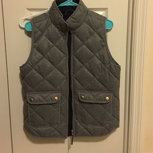 NWOT J. Crew Excursion gray quilted flannel Vest