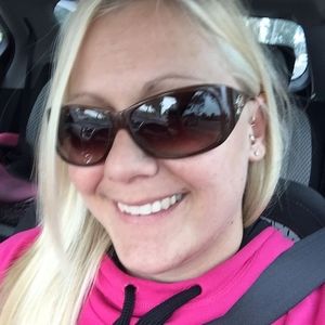 Meet your Posher, Jenny