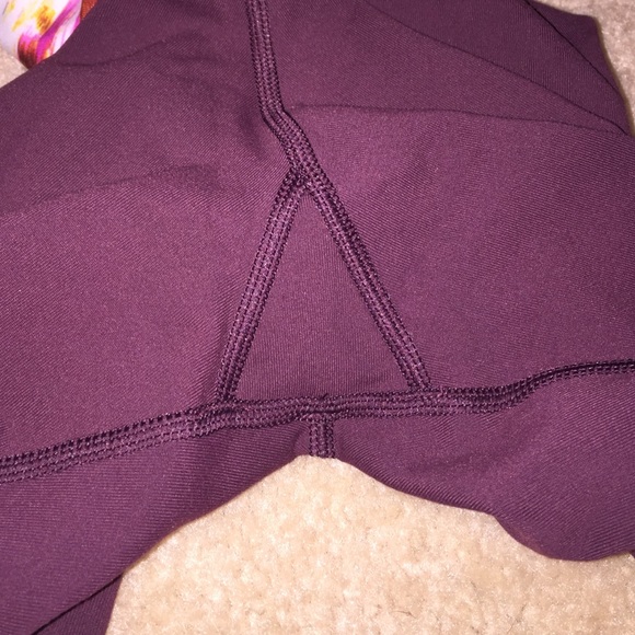 ‼️SOLD‼️ Lululemon leggings - Picture 3 of 4