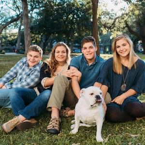 Meet your Posher, Gina