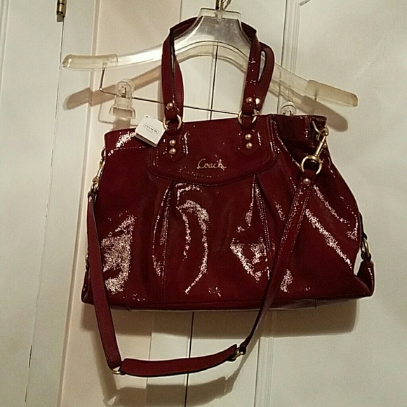 Coach tote/shoulder handbag crimson (shiny)