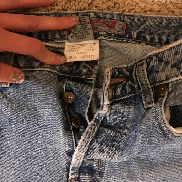 Silver Jeans - Picture 2 of 3