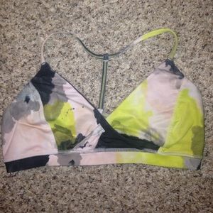Lululemon Athletica sports bra