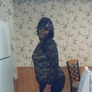 Meet your Posher, Deondra