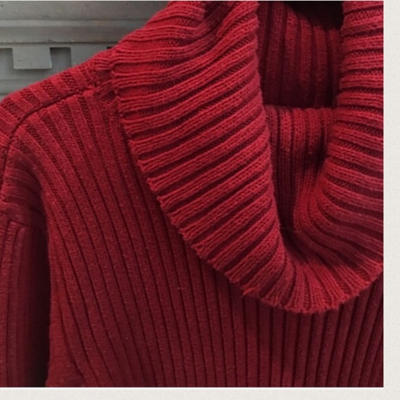 Old Navy swoop turtleneck sweater