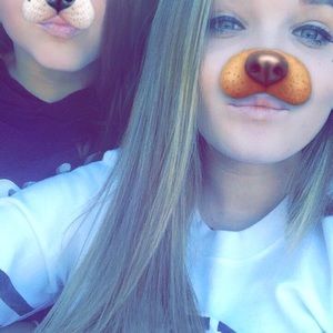 Meet your Posher, Hailey