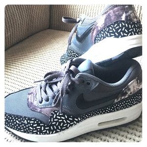 Women's Nike Air Max 1 Essential