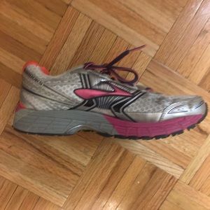 Brooks running sneakers