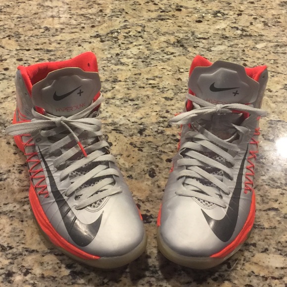hyperdunk plus