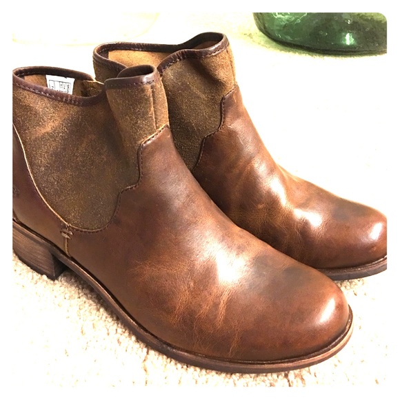 UGG Shoes - Ugg Penelope booties