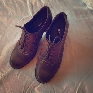 Ecco brown oxfords size 40