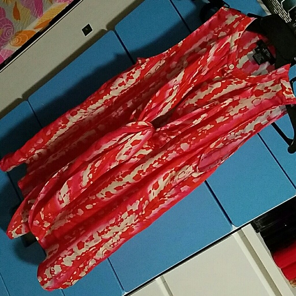 Sleeves Etcetera button down scarf blouse.