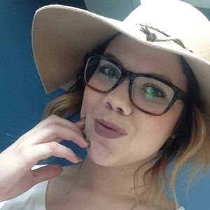 Meet your Posher, Mariah