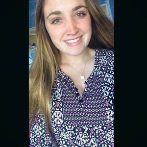 Meet your Posher, Jillian