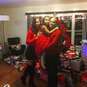 Meet your Posher, Taíres