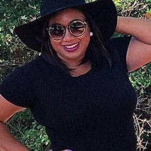 Meet your Posher, Monique