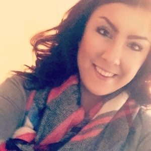 Meet your Posher, Alyssa