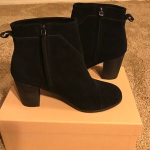 Tom's Lunata Black Suede Bootie