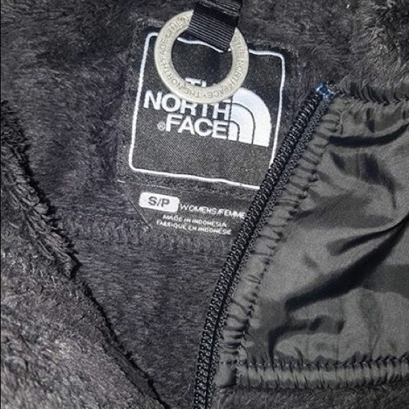 North face black jacket - Picture 2 of 2
