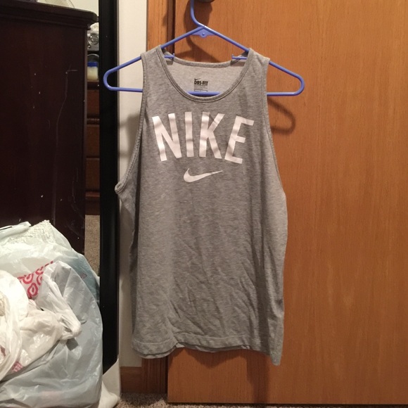NWOT Women's Nike Dri Fit Tank