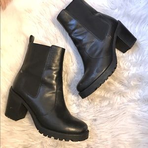 Chunky stacked heel black boots