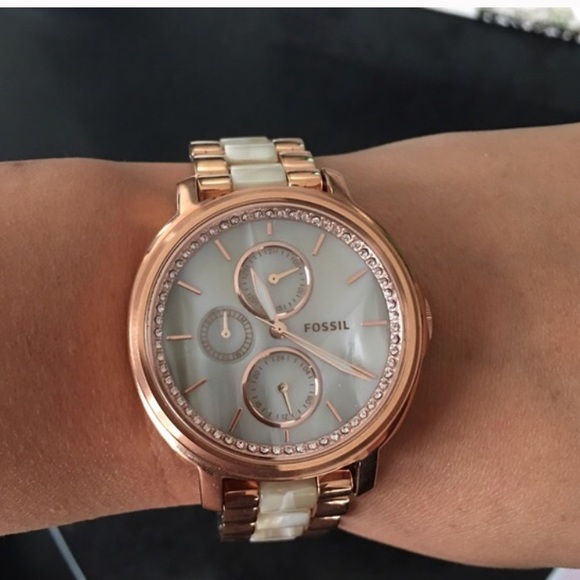 Rose Gold Fossil and granite white Watch!