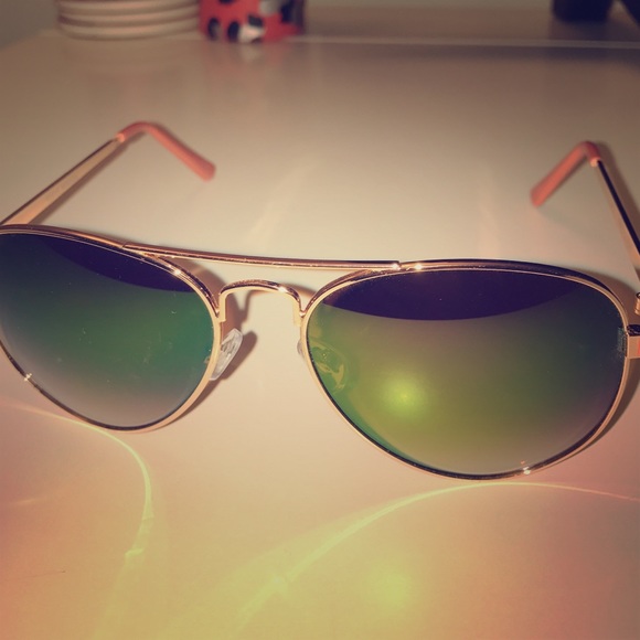 Coral / Rose Gold frame sunglasses