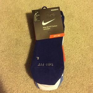 NWT Women's Dri-FIT Nike Socks