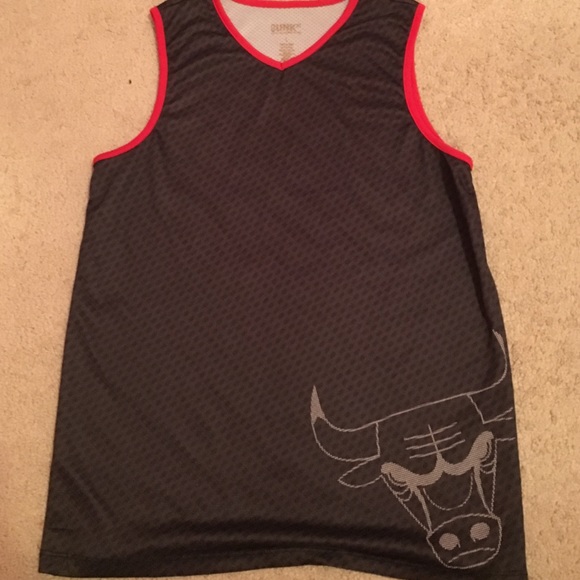 BRAND NEW NBA Chicago Bulls NBA Jersey!