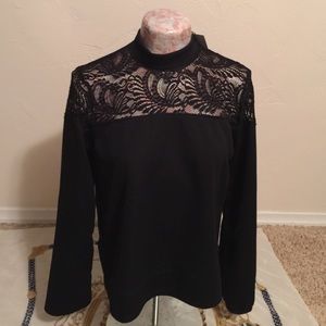 Lace panel long sleeve