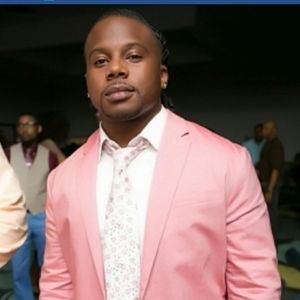 Meet your Posher, Deandre