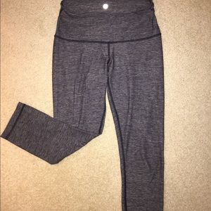 Lululemon Women Cropped Legging Size 4