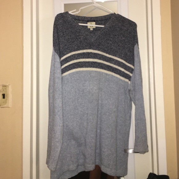 Cousin Johnny Sweaters - Cousin Johnny knitted sweater.