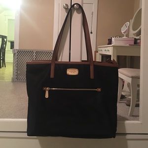 Michael kors large tote