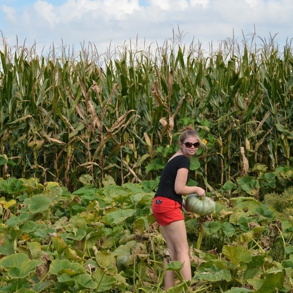 Meet your Posher, Lindsey